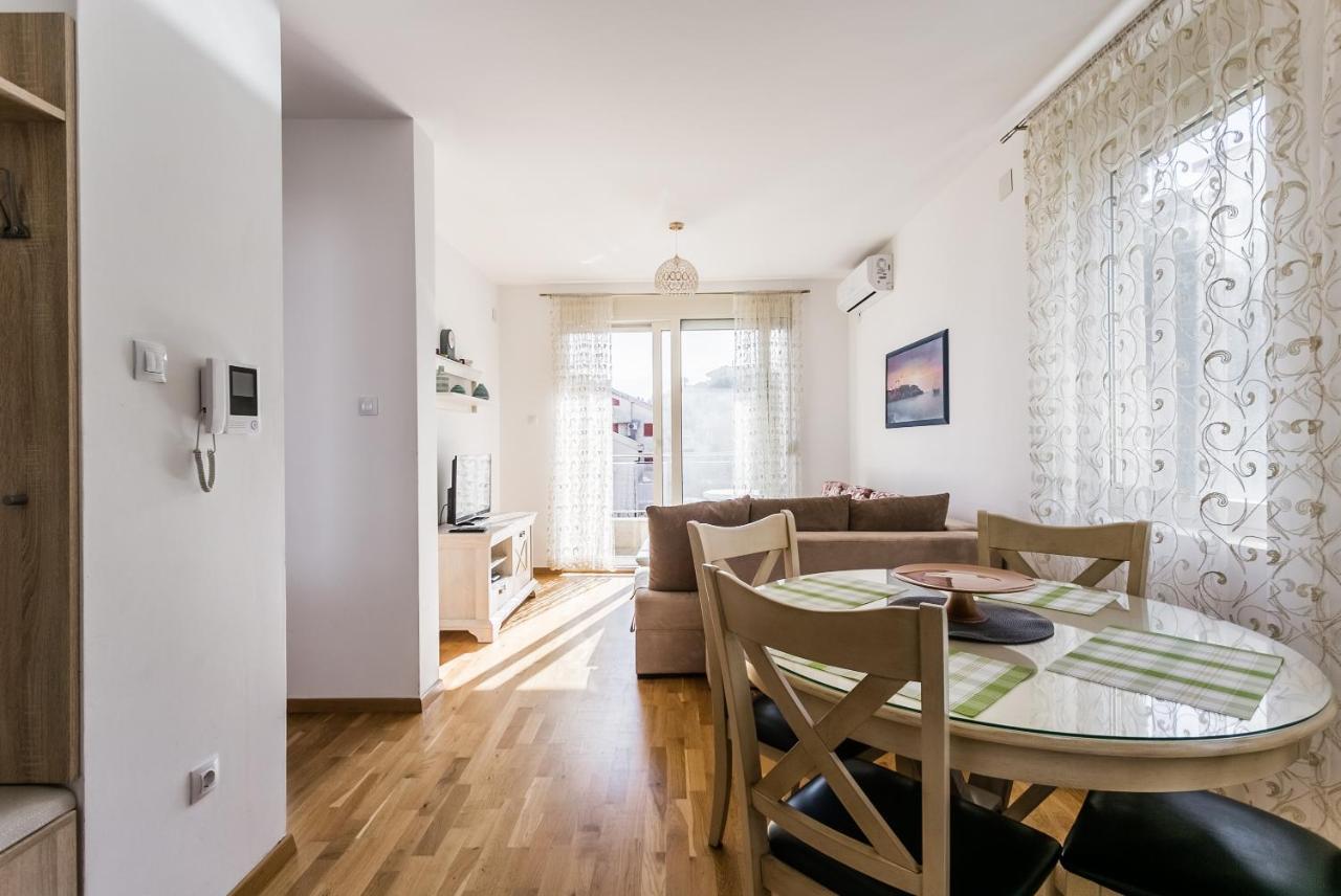 Apartments Lora Cetinjska Будва Экстерьер фото